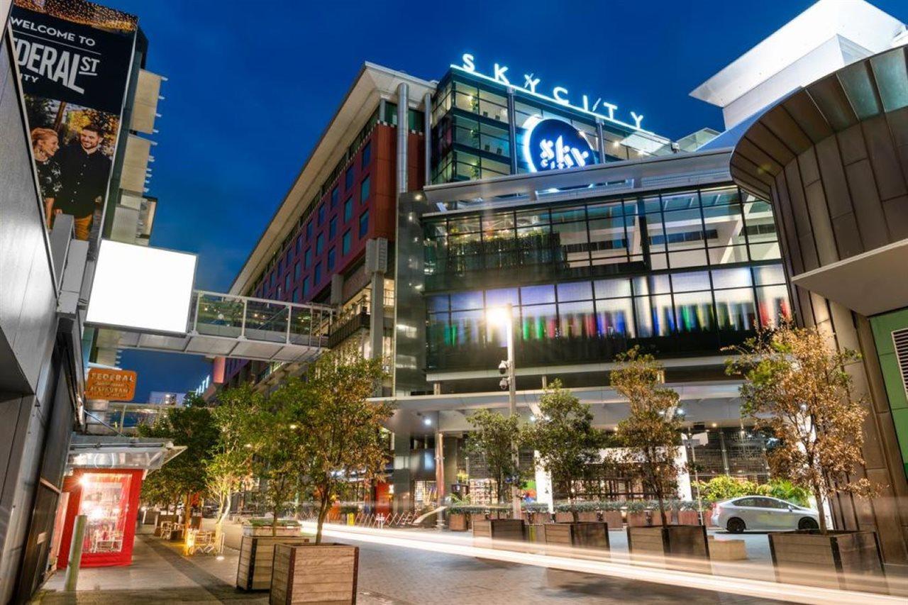Skycity Hotel Auckland Exterior foto